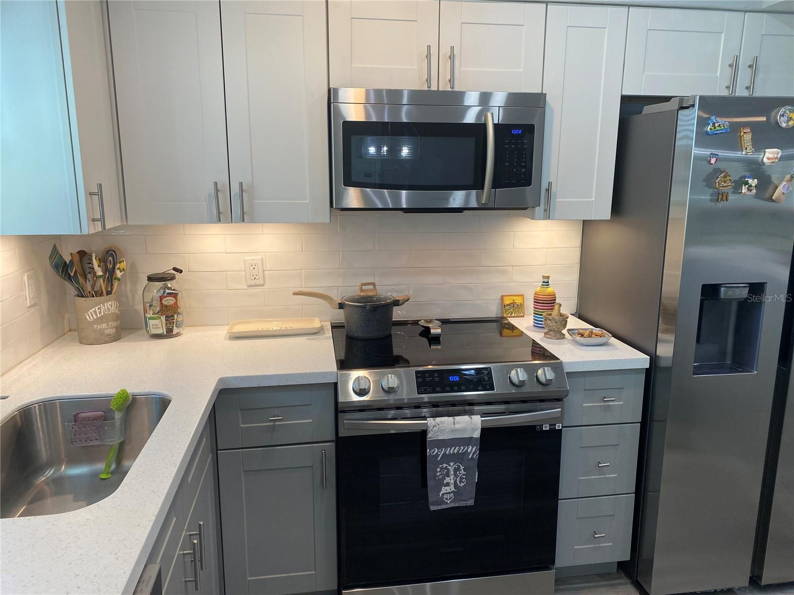 CHATEAUX DU LAC - Residential