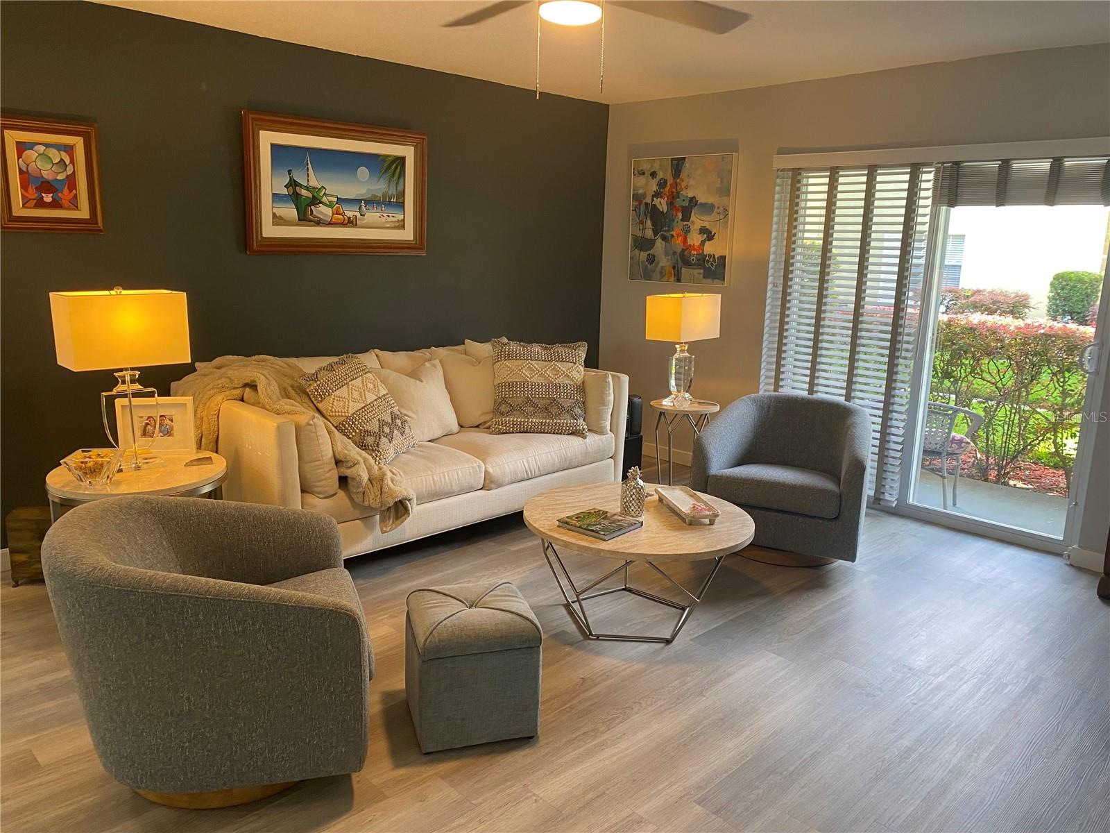 CHATEAUX DU LAC - Residential