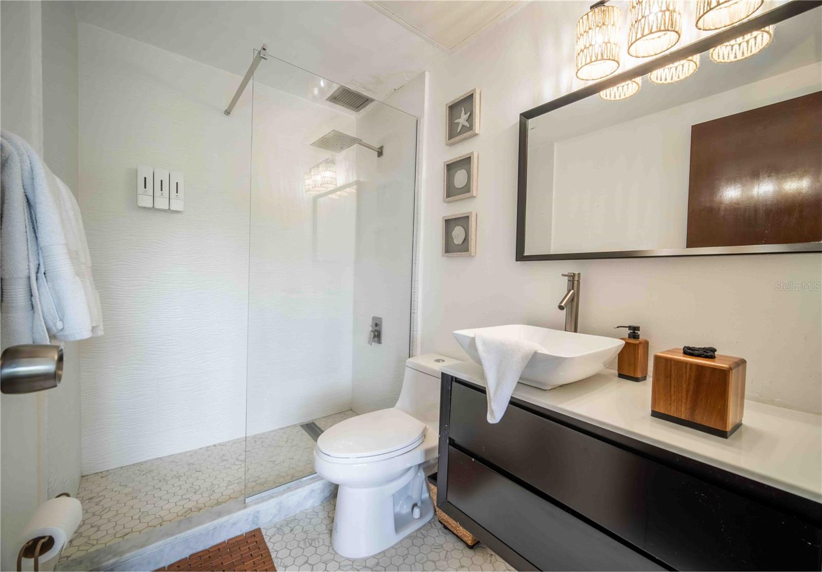 CRESCENT COVE - Residential