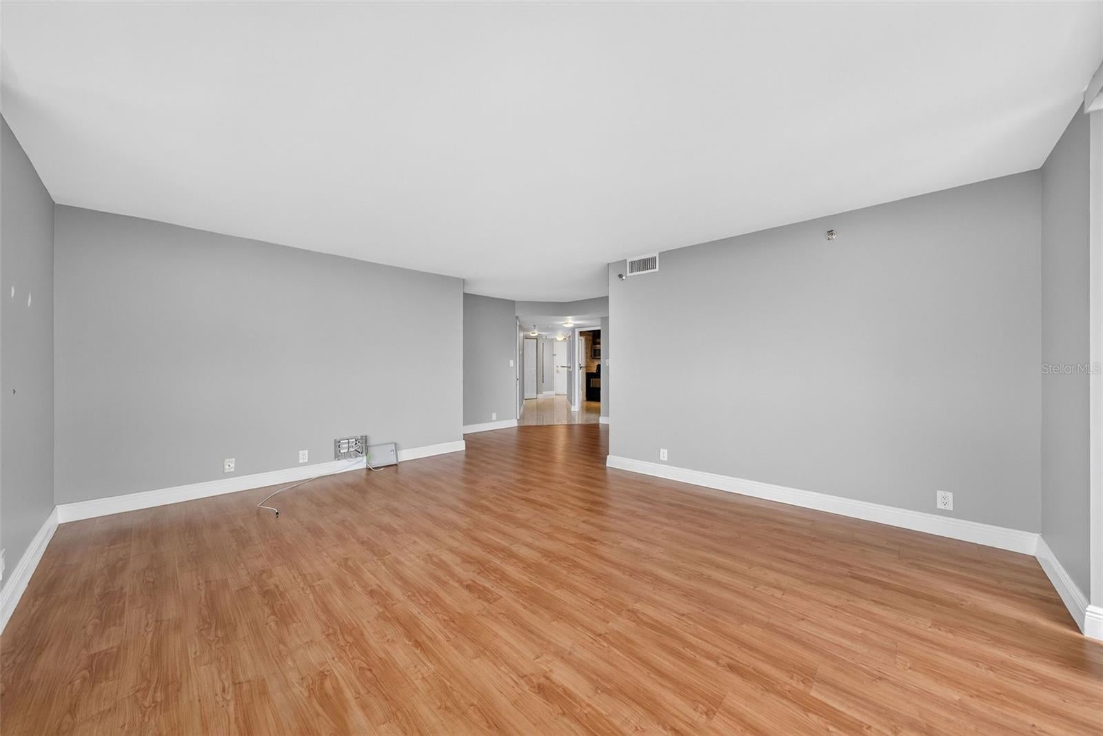 400 E COLONIAL DRIVE 1604