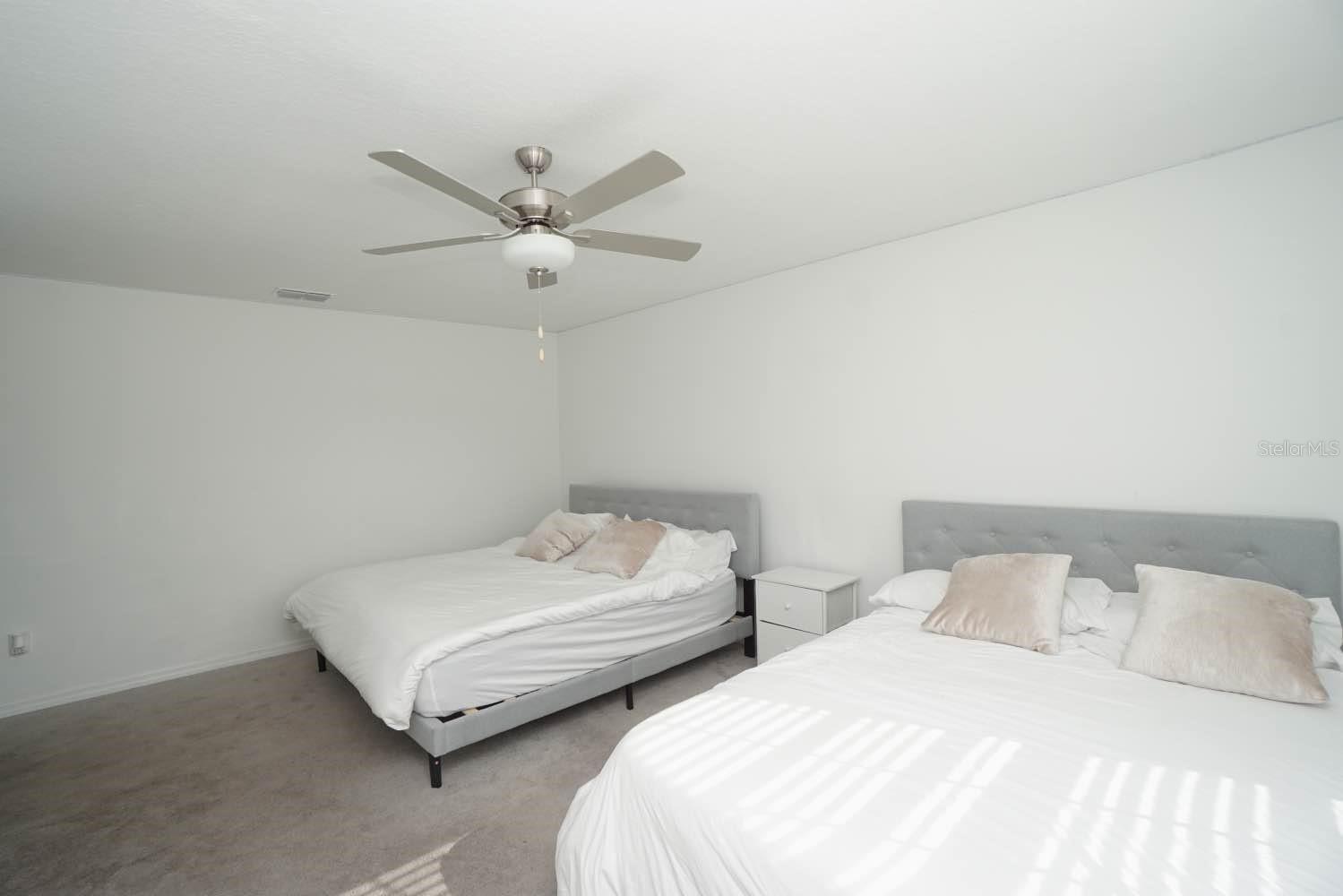 ABBOTT SQUARE - Residential