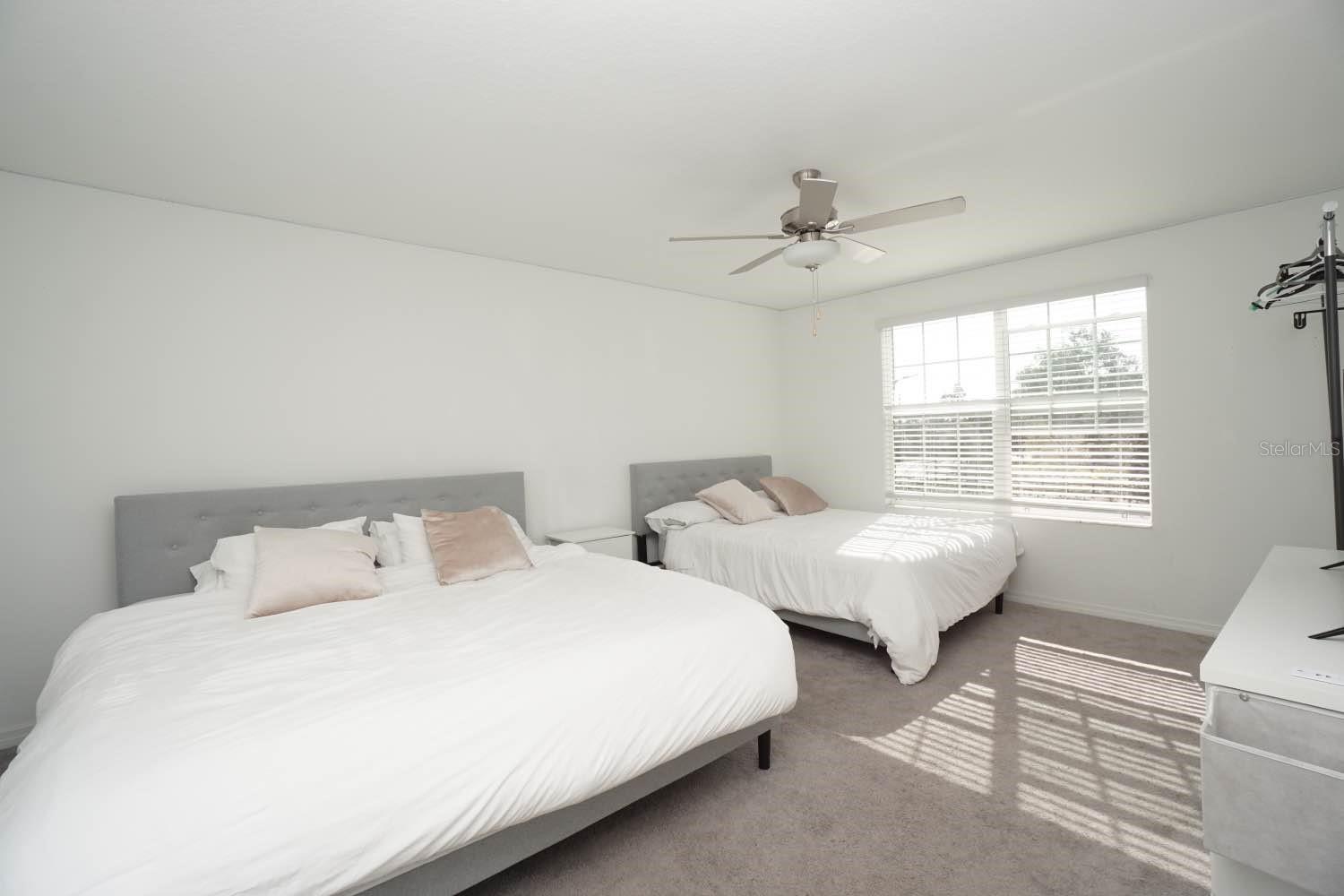 ABBOTT SQUARE - Residential