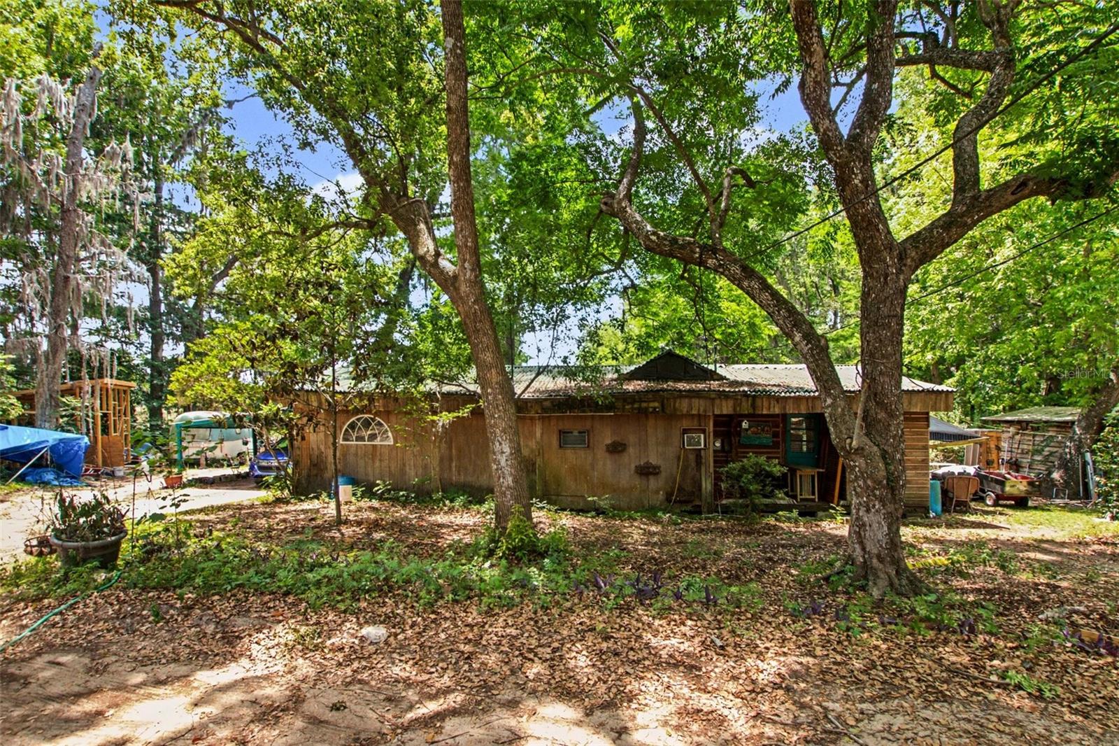 HAMMOCK HILL - Residential