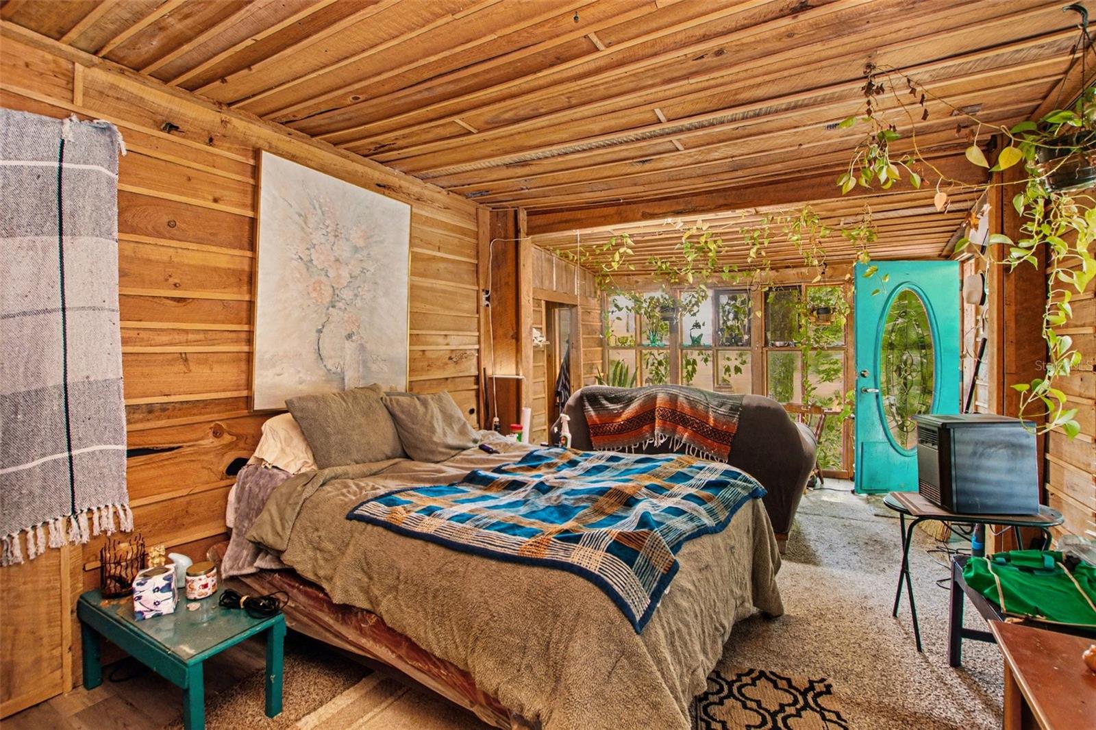 HAMMOCK HILL - Residential