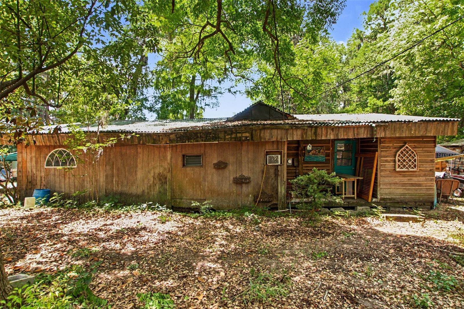 HAMMOCK HILL - Residential