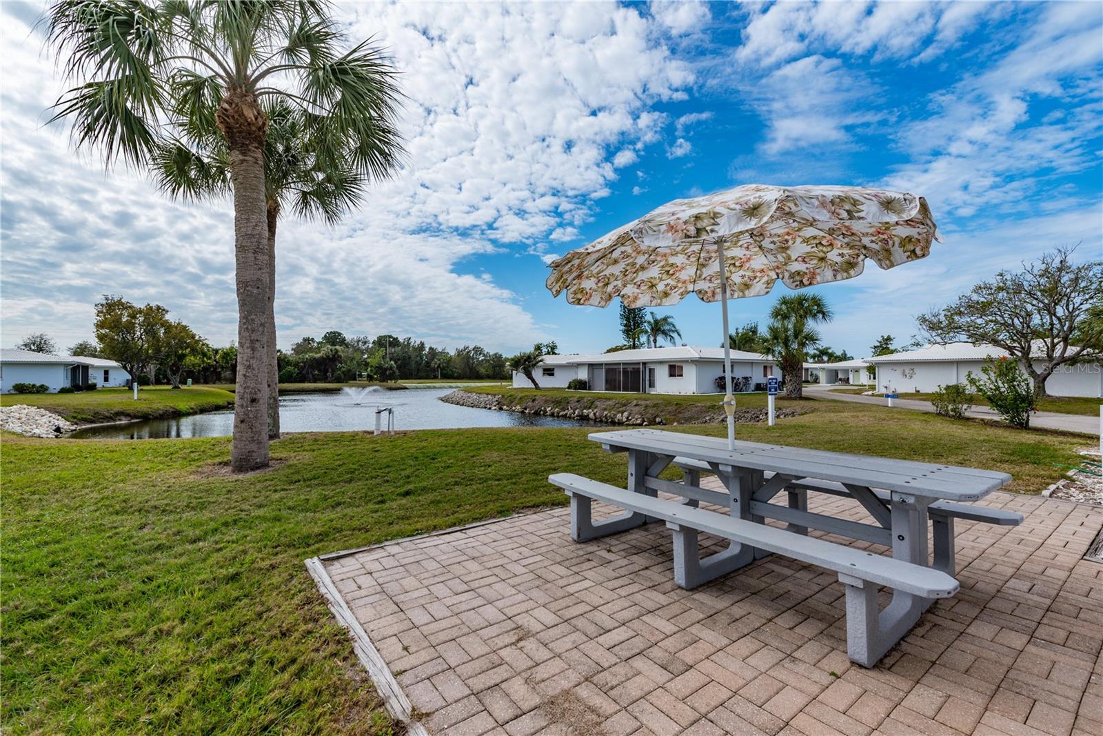 CIRCLE WOODS OF VENICE 1 - Residential