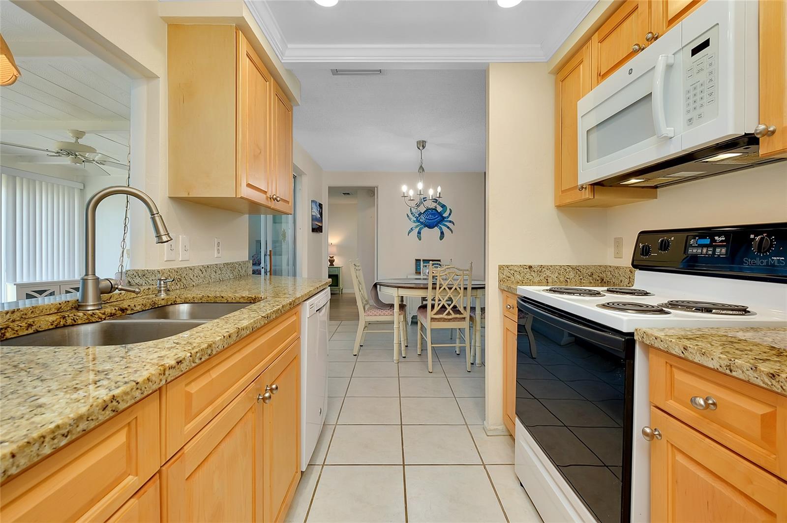 CIRCLE WOODS OF VENICE 1 - Residential