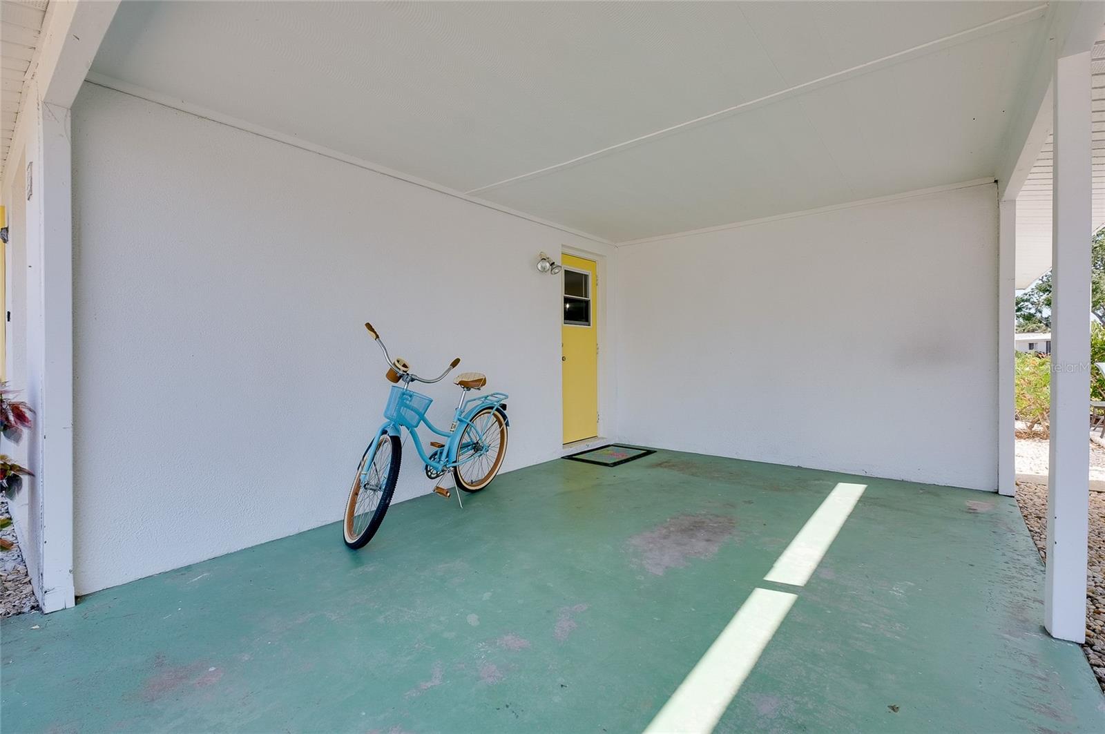 CIRCLE WOODS OF VENICE 1 - Residential