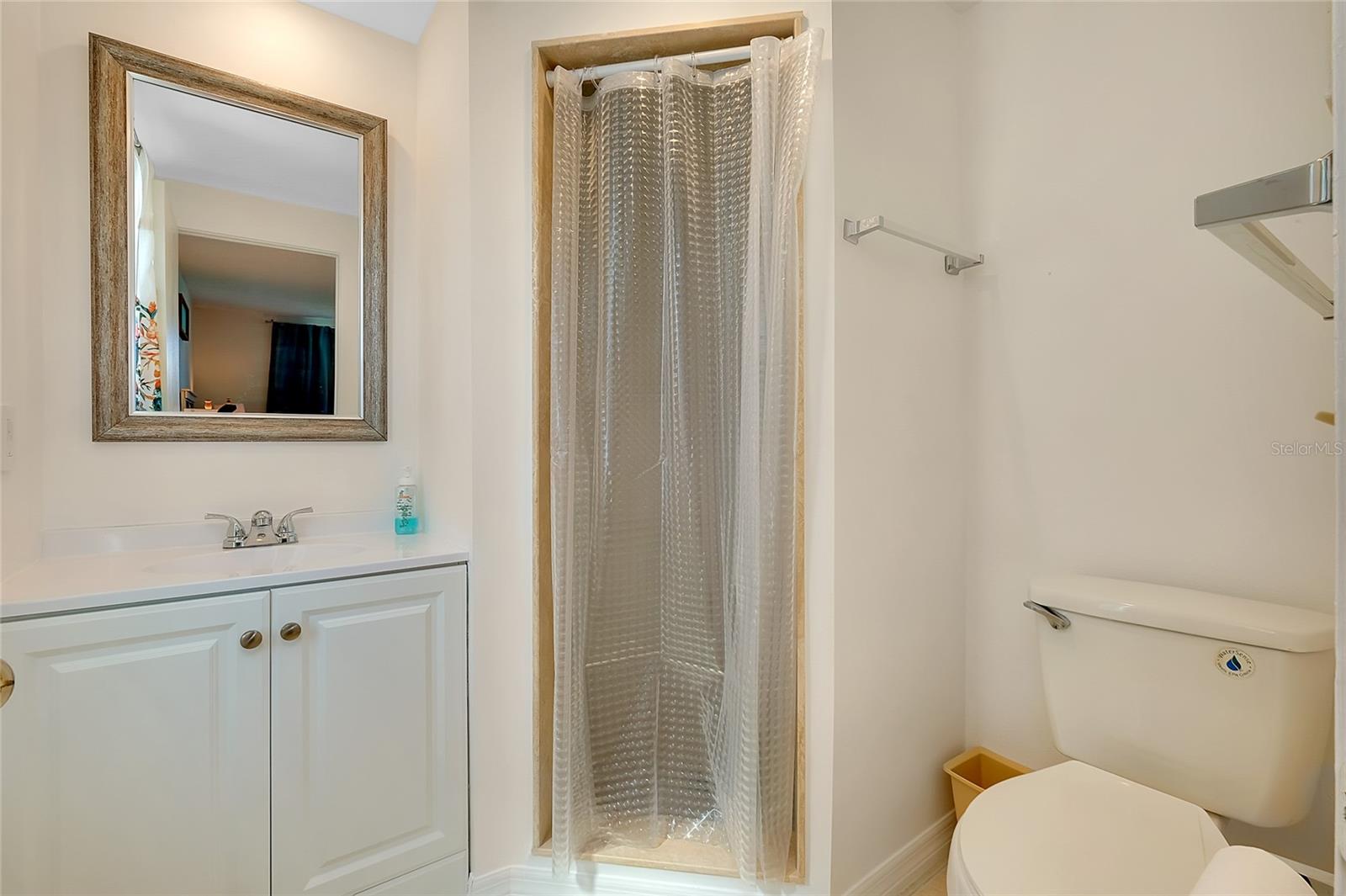 CIRCLE WOODS OF VENICE 1 - Residential