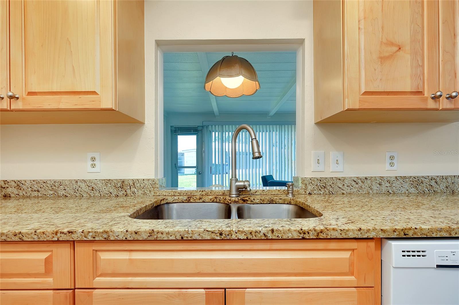 CIRCLE WOODS OF VENICE 1 - Residential