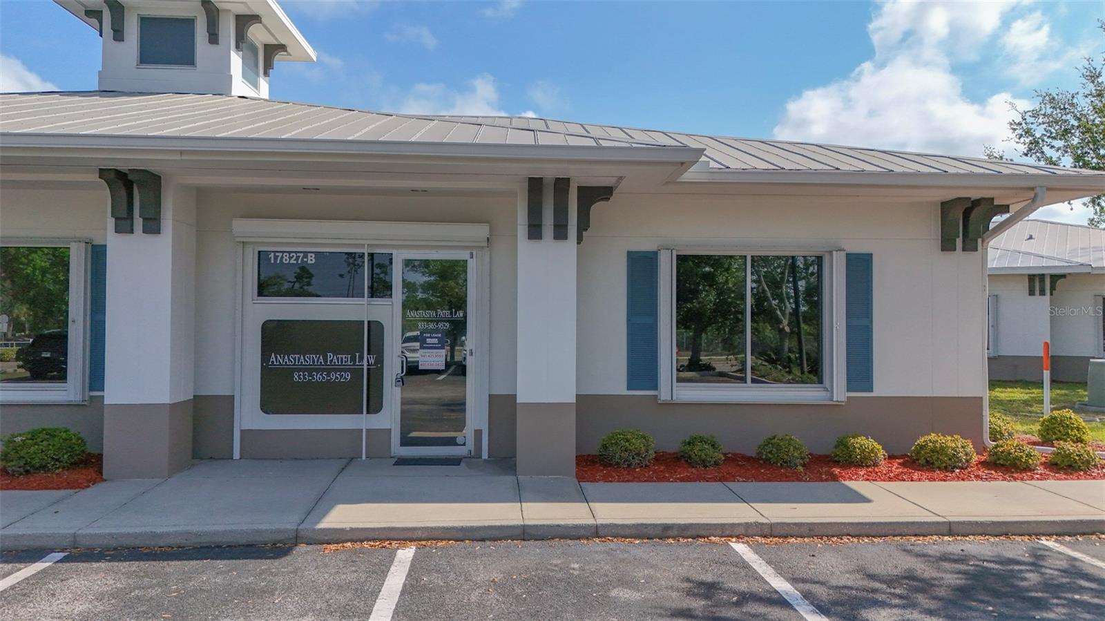 MURDOCK PROFESSIONAL CENTER - Commercial Sale