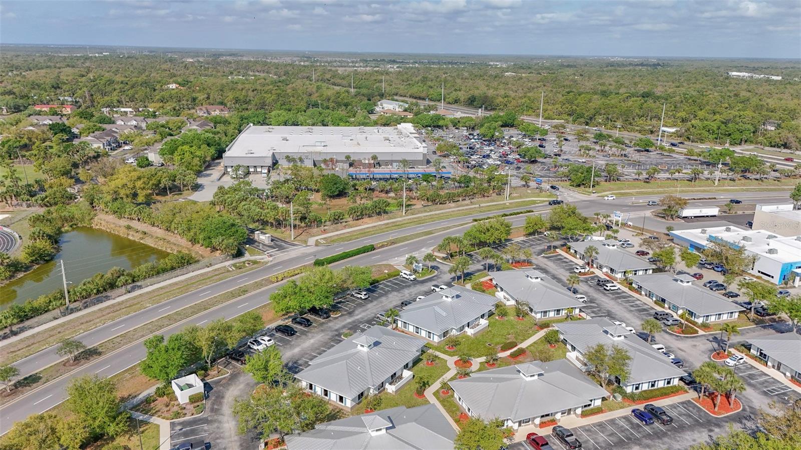 MURDOCK PROFESSIONAL CENTER - Commercial Sale