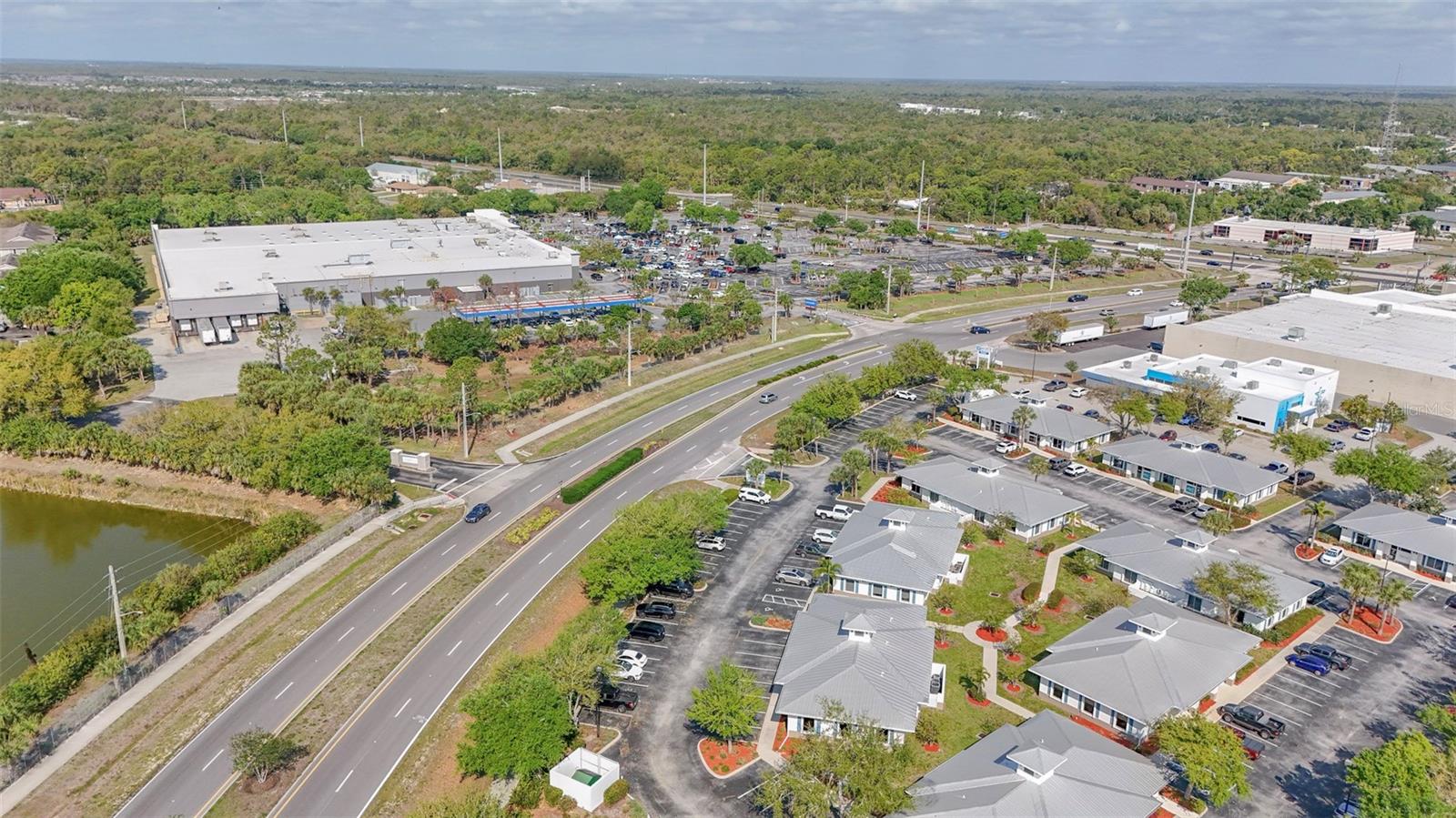 MURDOCK PROFESSIONAL CENTER - Commercial Sale