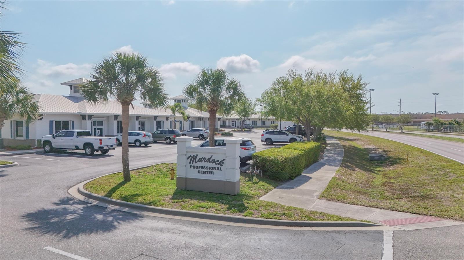 MURDOCK PROFESSIONAL CENTER - Commercial Sale