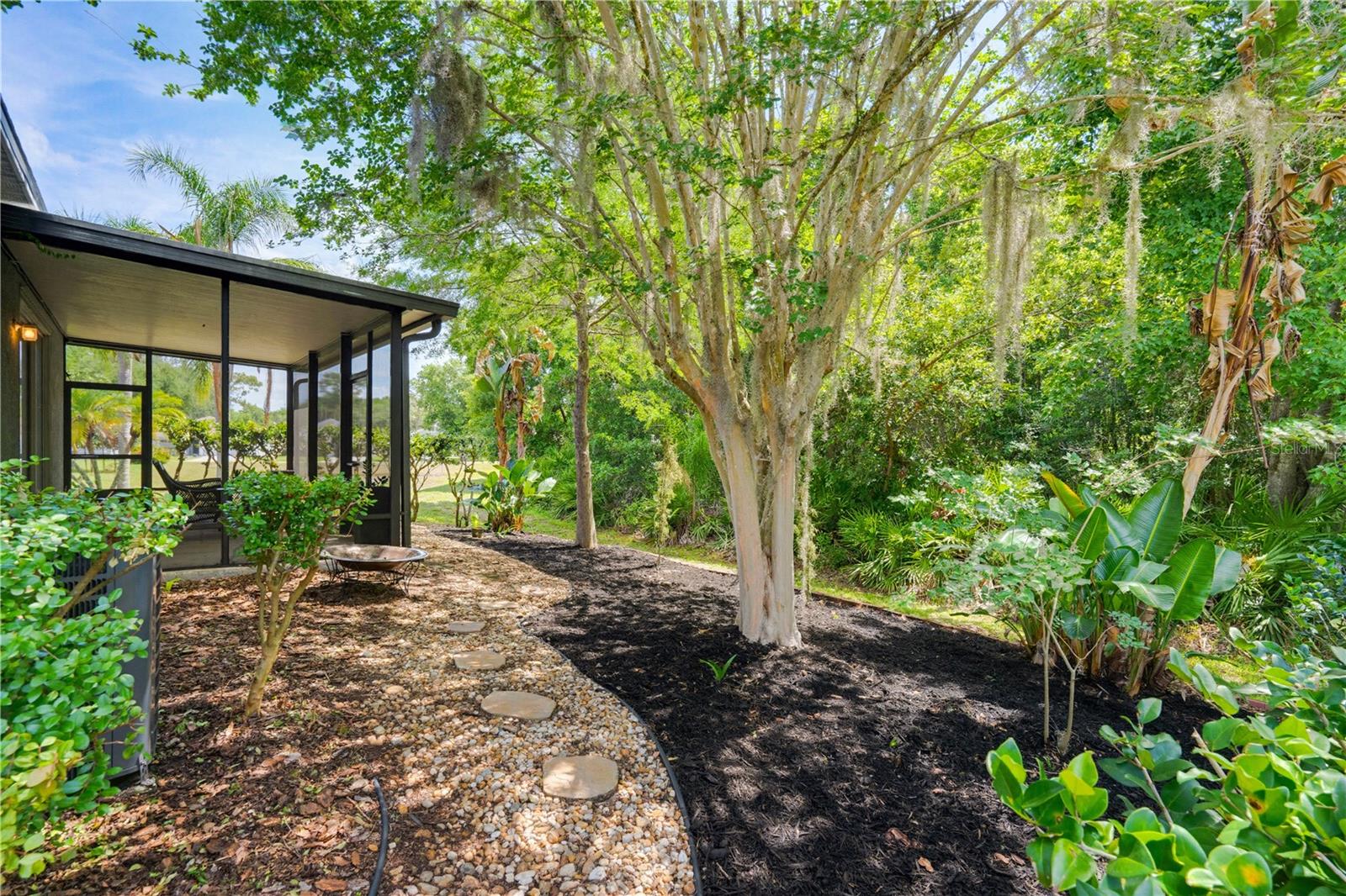 SUNCOAST LAKES PH 01 - Residential