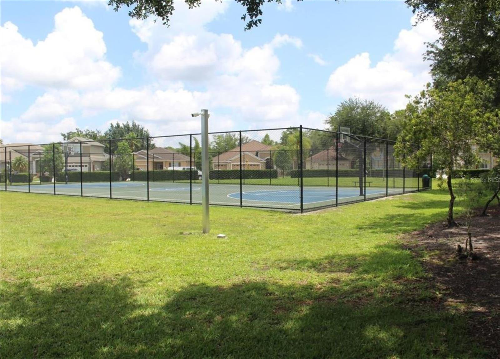 SUNCOAST LAKES PH 01 - Residential