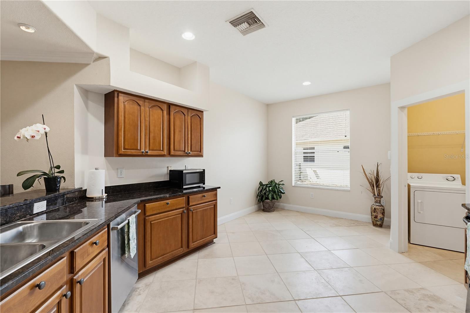 SUNCOAST LAKES PH 01 - Residential