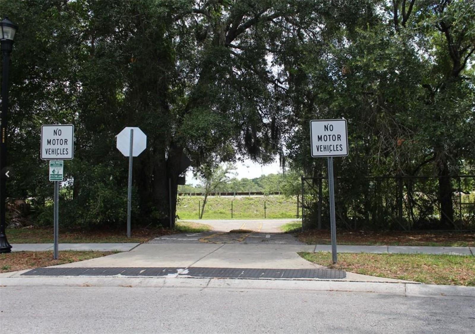 SUNCOAST LAKES PH 01 - Residential