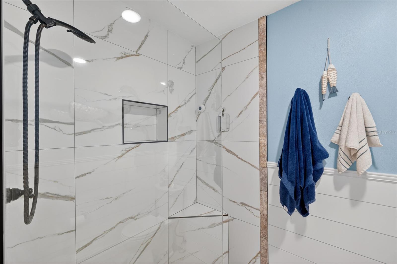FORESTBROOK V CONDO - Residential