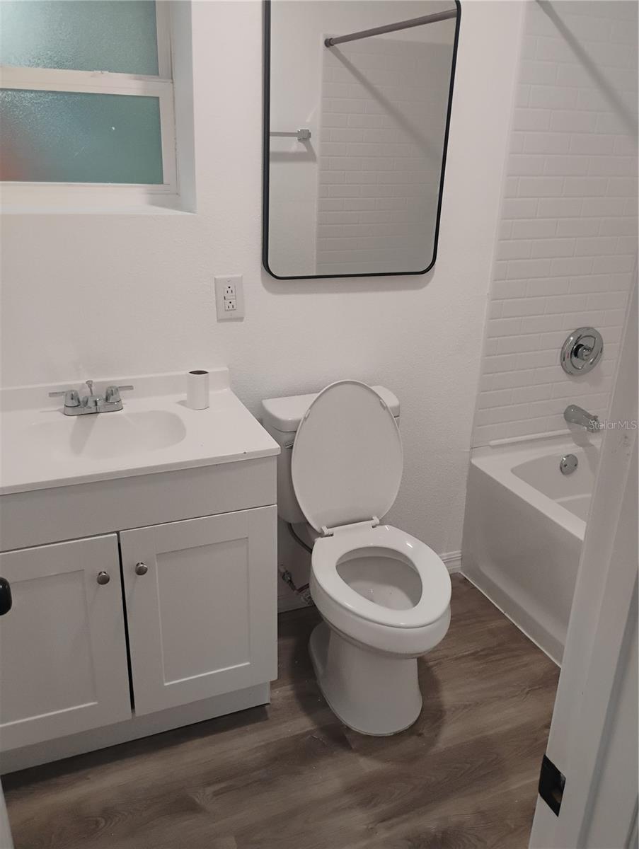 TOWN/CANDLER - Residential Lease