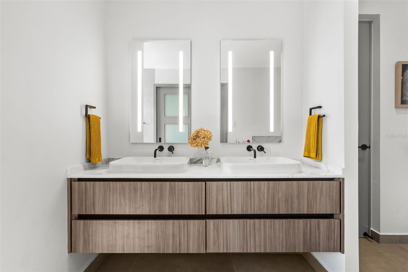 CONDADO - Residential