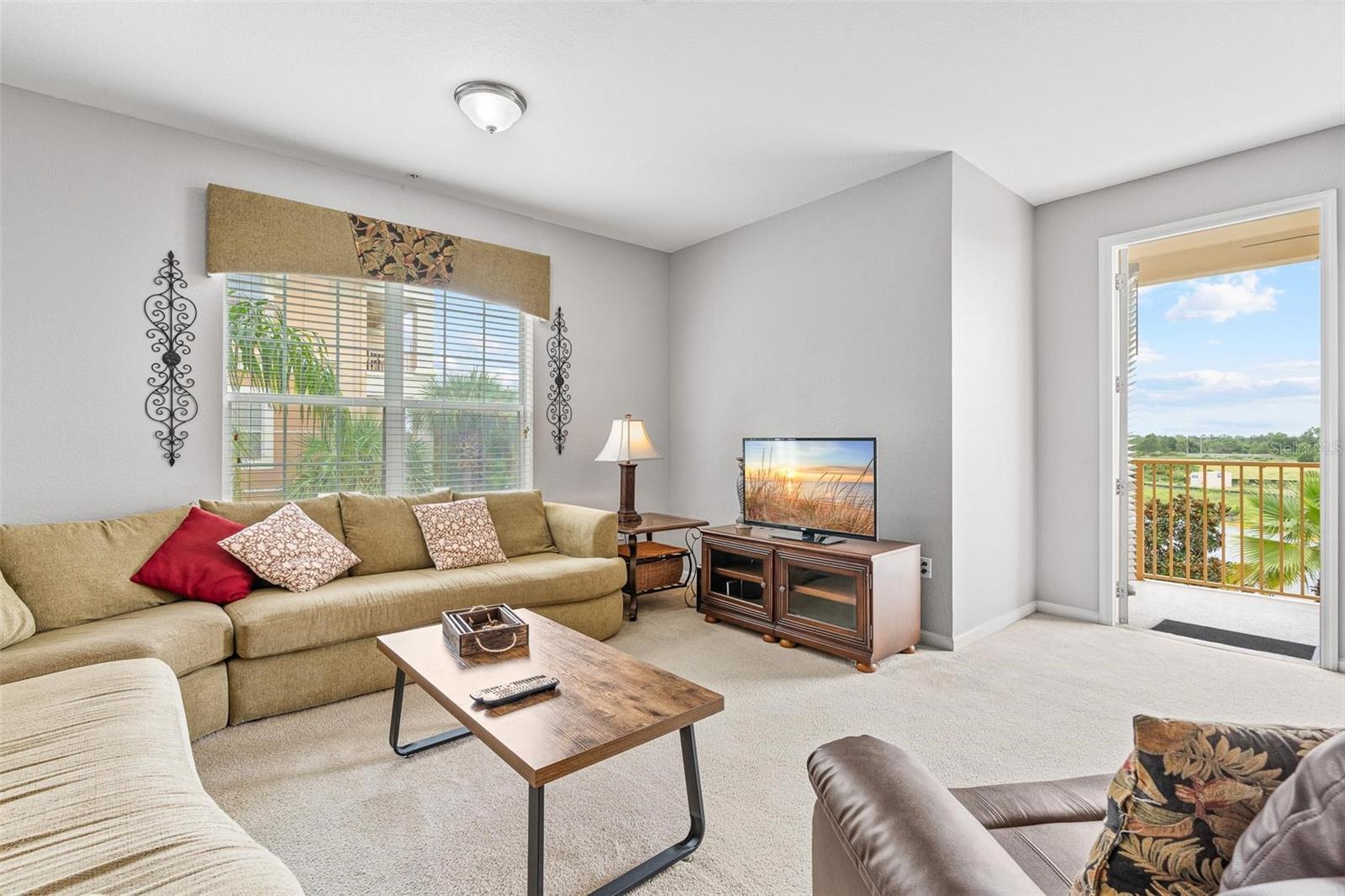 VISTA CAY/HARBOR SQUARE PH 5 - Residential