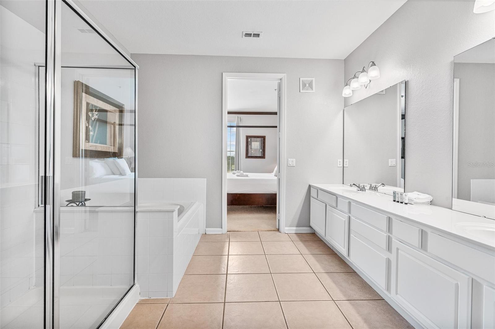 VISTA CAY/HARBOR SQUARE PH 5 - Residential