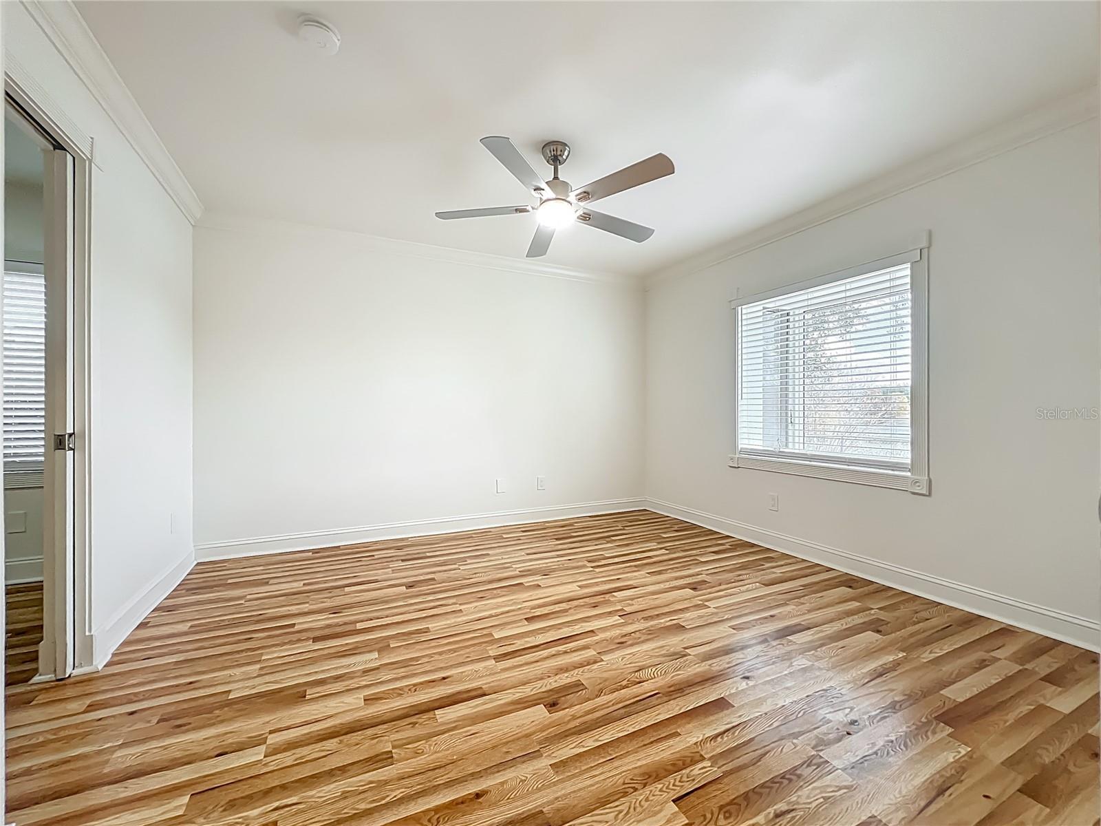 TWIN LAKES MANOR ADD 02 - Residential