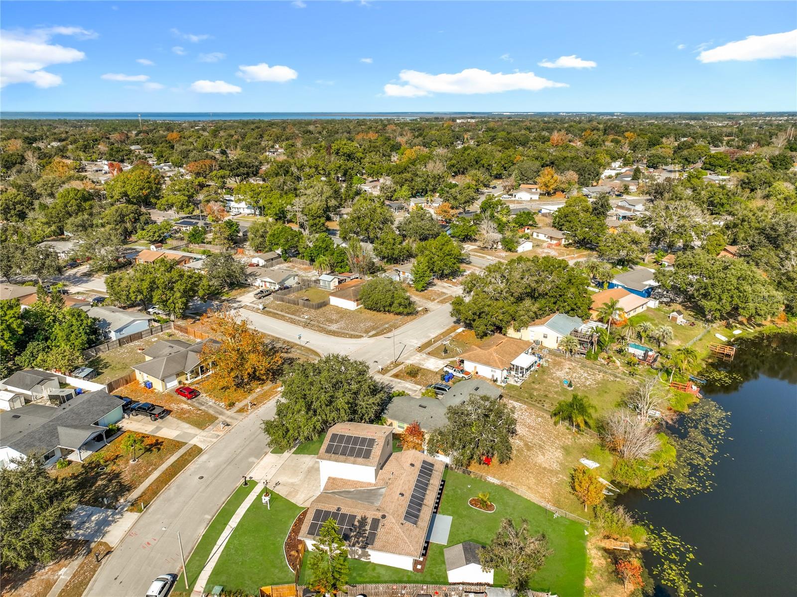 TWIN LAKES MANOR ADD 02 - Residential