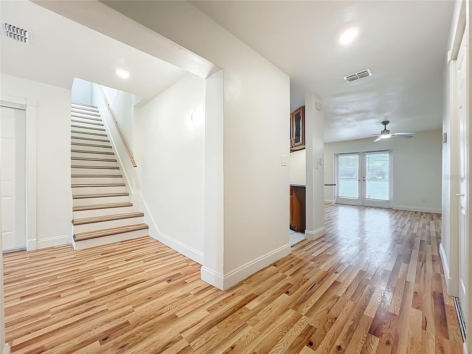 TWIN LAKES MANOR ADD 02 - Residential