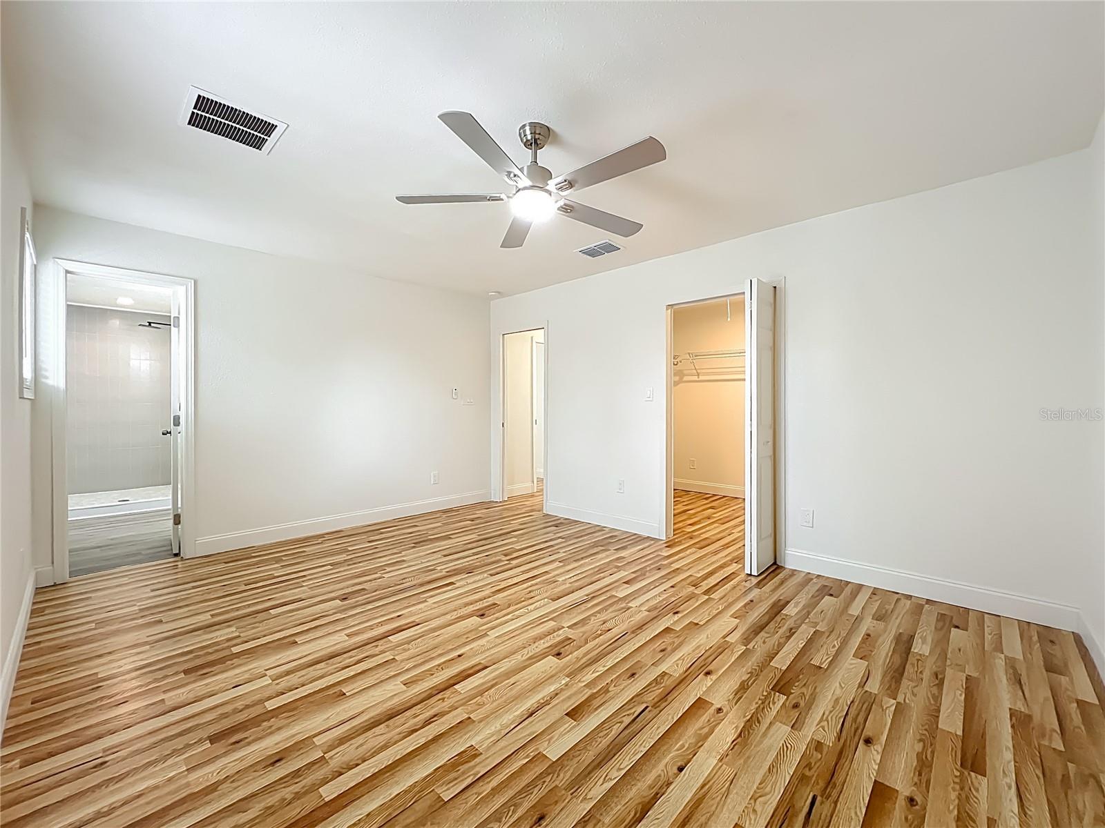 TWIN LAKES MANOR ADD 02 - Residential