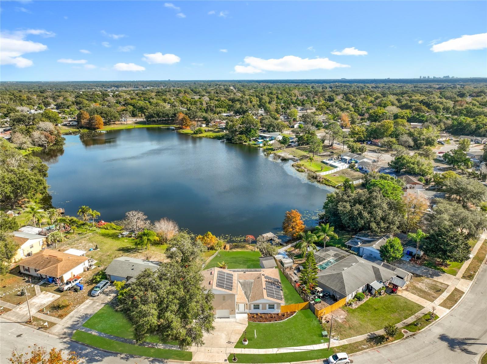 TWIN LAKES MANOR ADD 02 - Residential