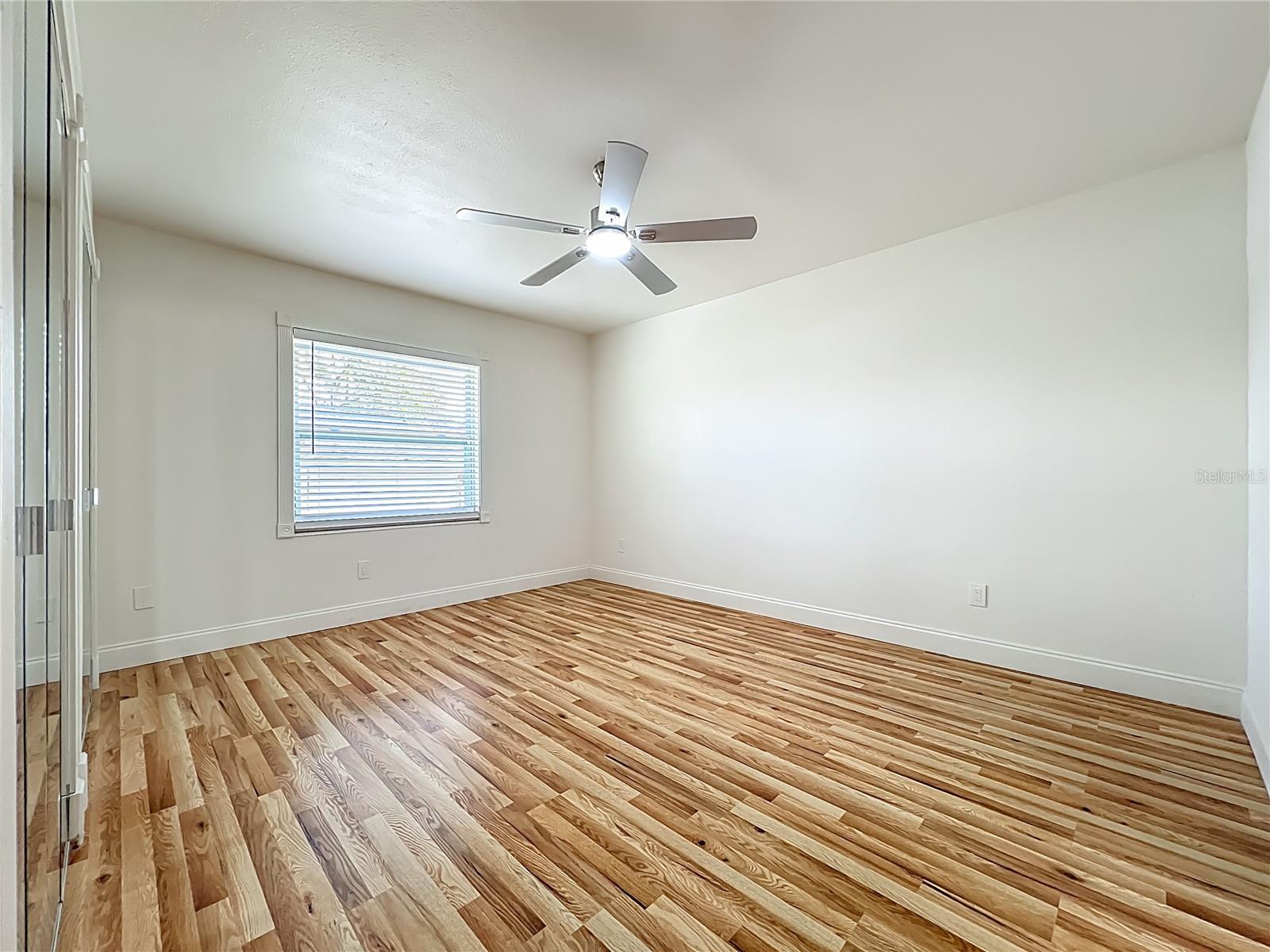 TWIN LAKES MANOR ADD 02 - Residential