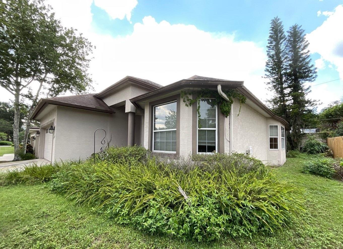 2625 QUEEN MARY PLACE