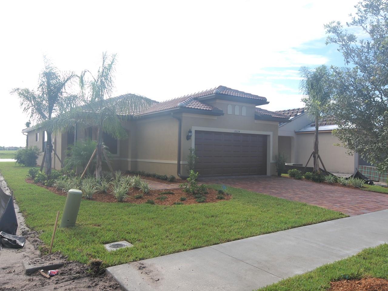 ISLANDWALK/WEST VLGS PH 1C-A - Residential Lease