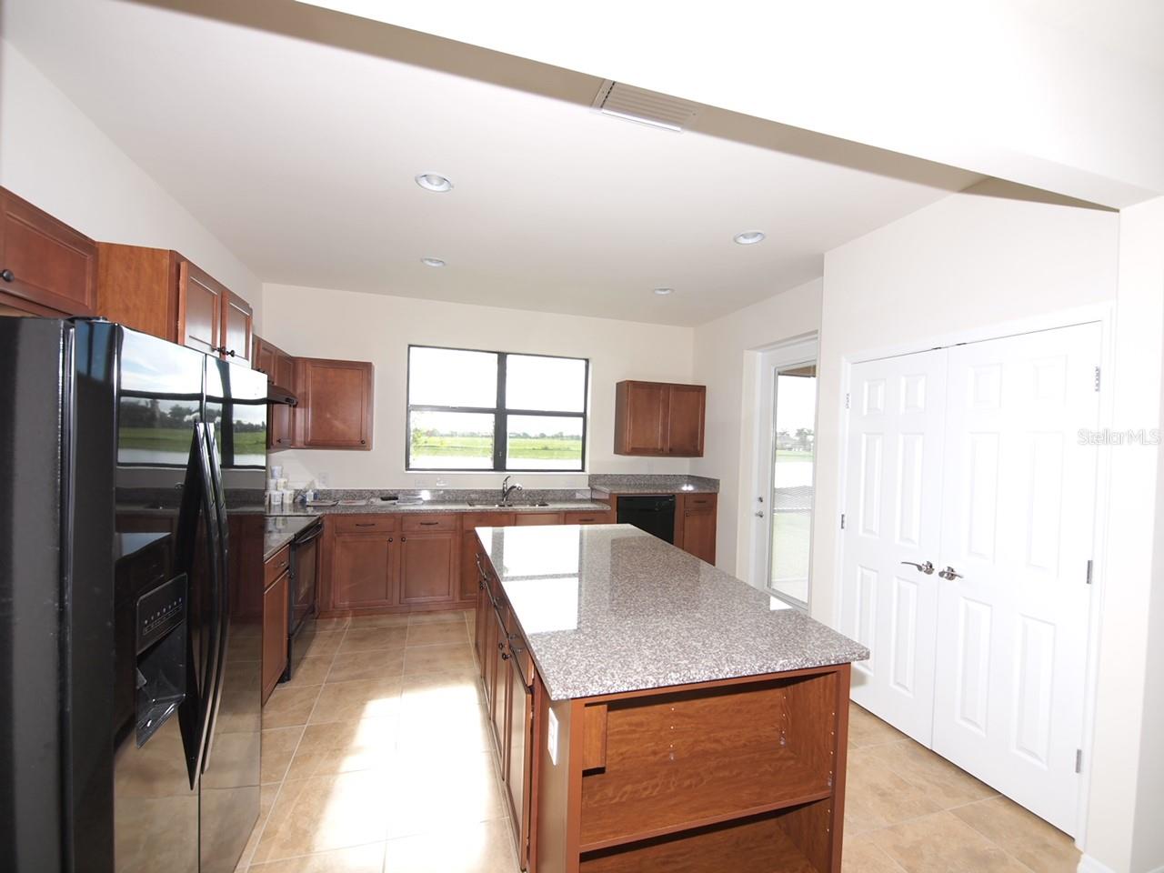 ISLANDWALK/WEST VLGS PH 1C-A - Residential Lease