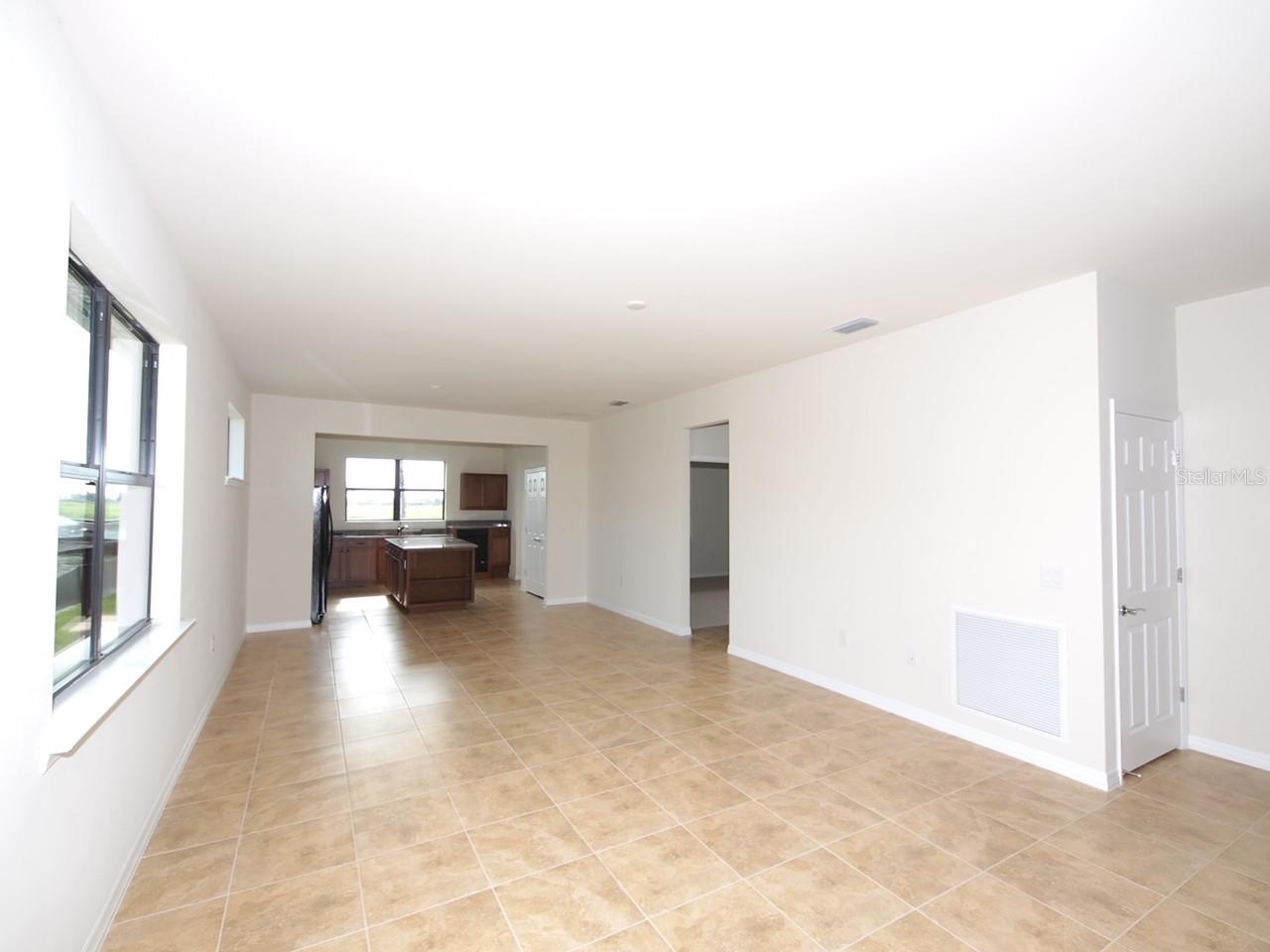 ISLANDWALK/WEST VLGS PH 1C-A - Residential Lease