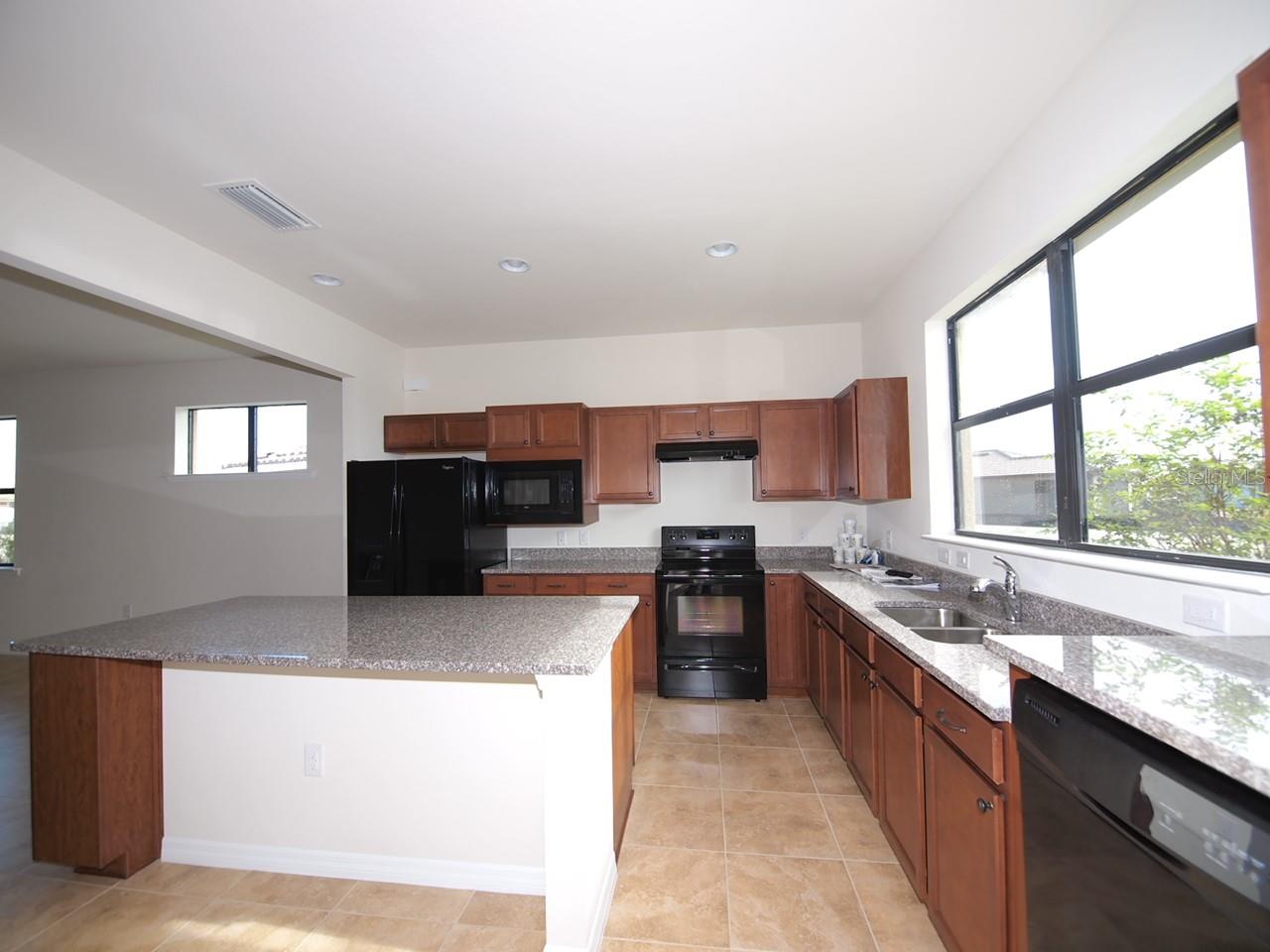 ISLANDWALK/WEST VLGS PH 1C-A - Residential Lease