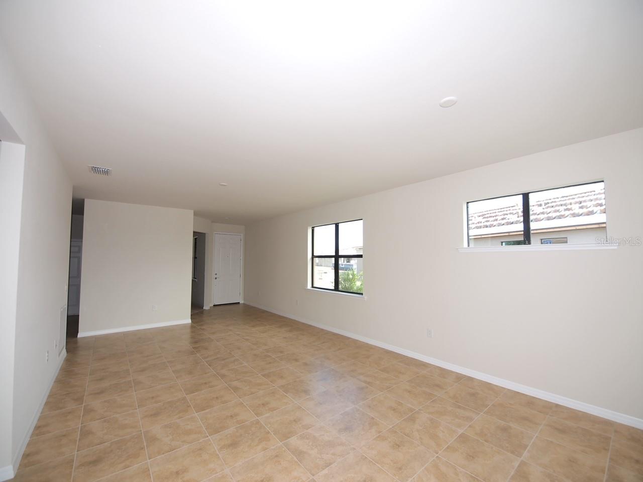 ISLANDWALK/WEST VLGS PH 1C-A - Residential Lease