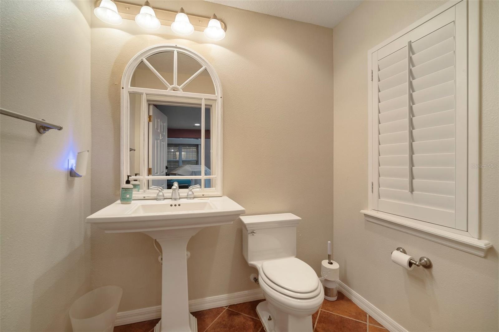 MIRABAY PH 3B-2 - Residential