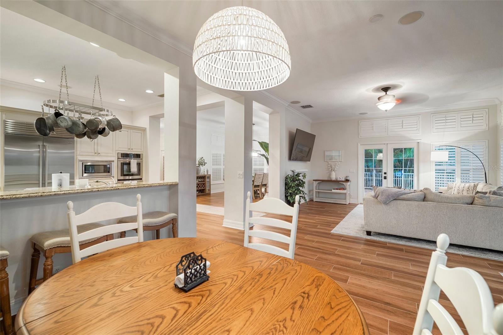 MIRABAY PH 3B-2 - Residential