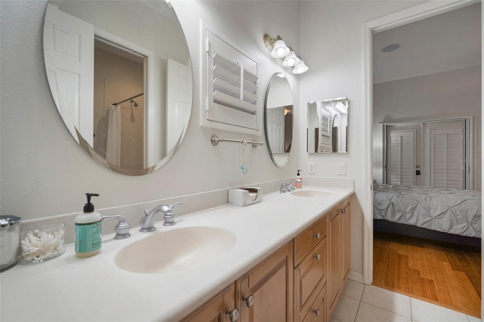 MIRABAY PH 3B-2 - Residential