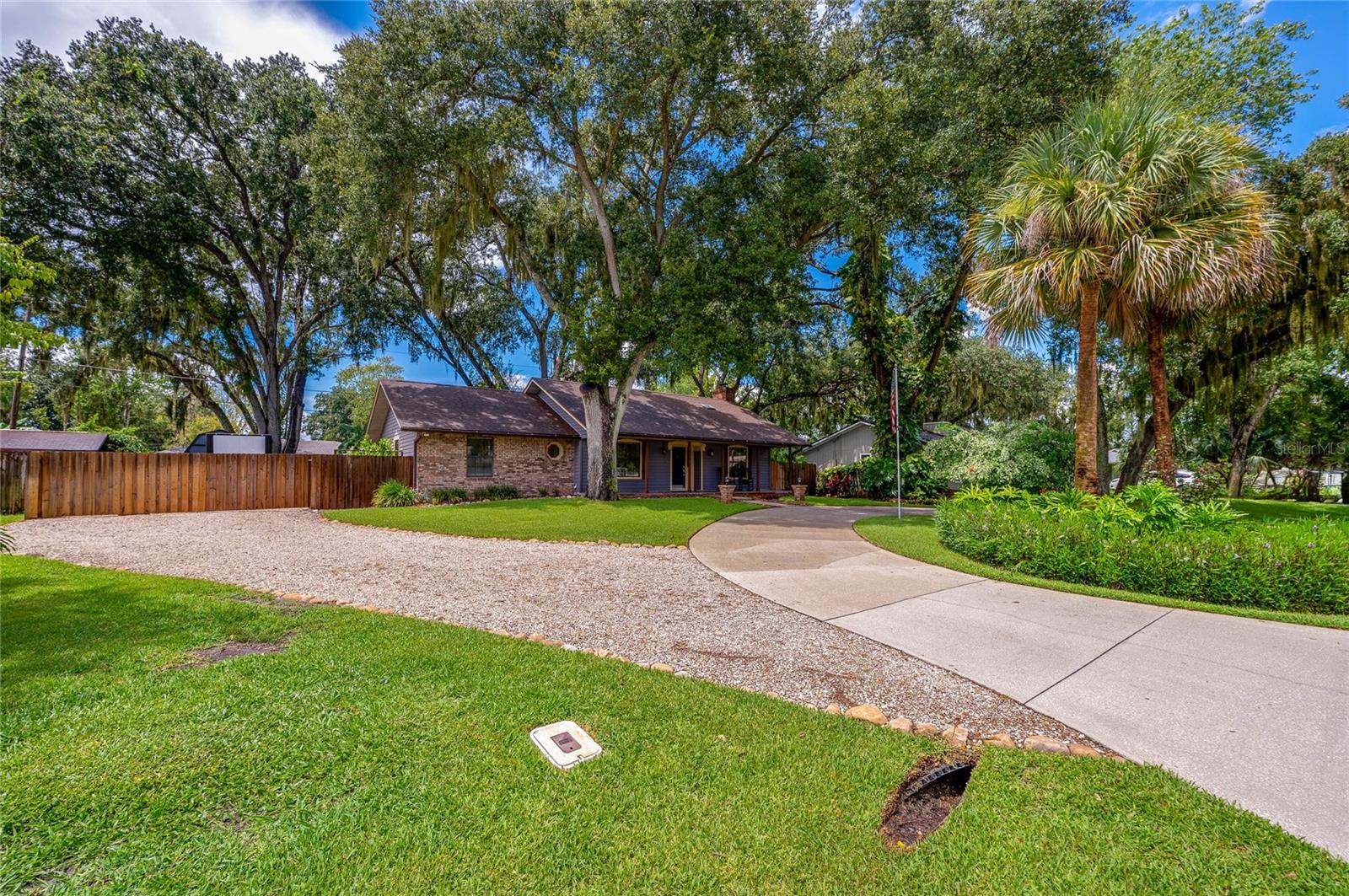 2824 UMBRELLA TREE DRIVE