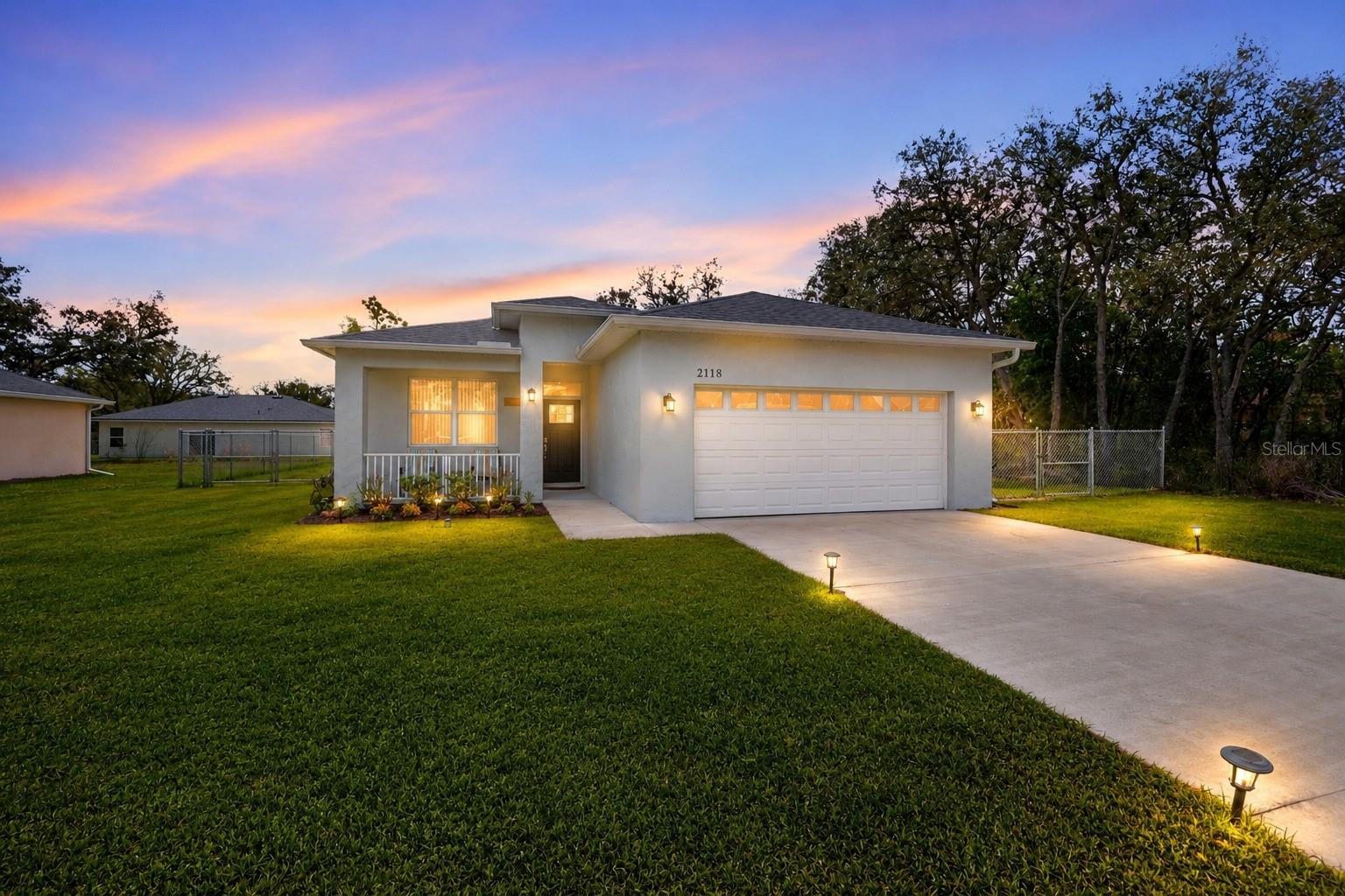 Photo 1 of 54 — 2118 W HAMPSHIRE BOULEVARD, CITRUS SPRINGS, FL 34434
