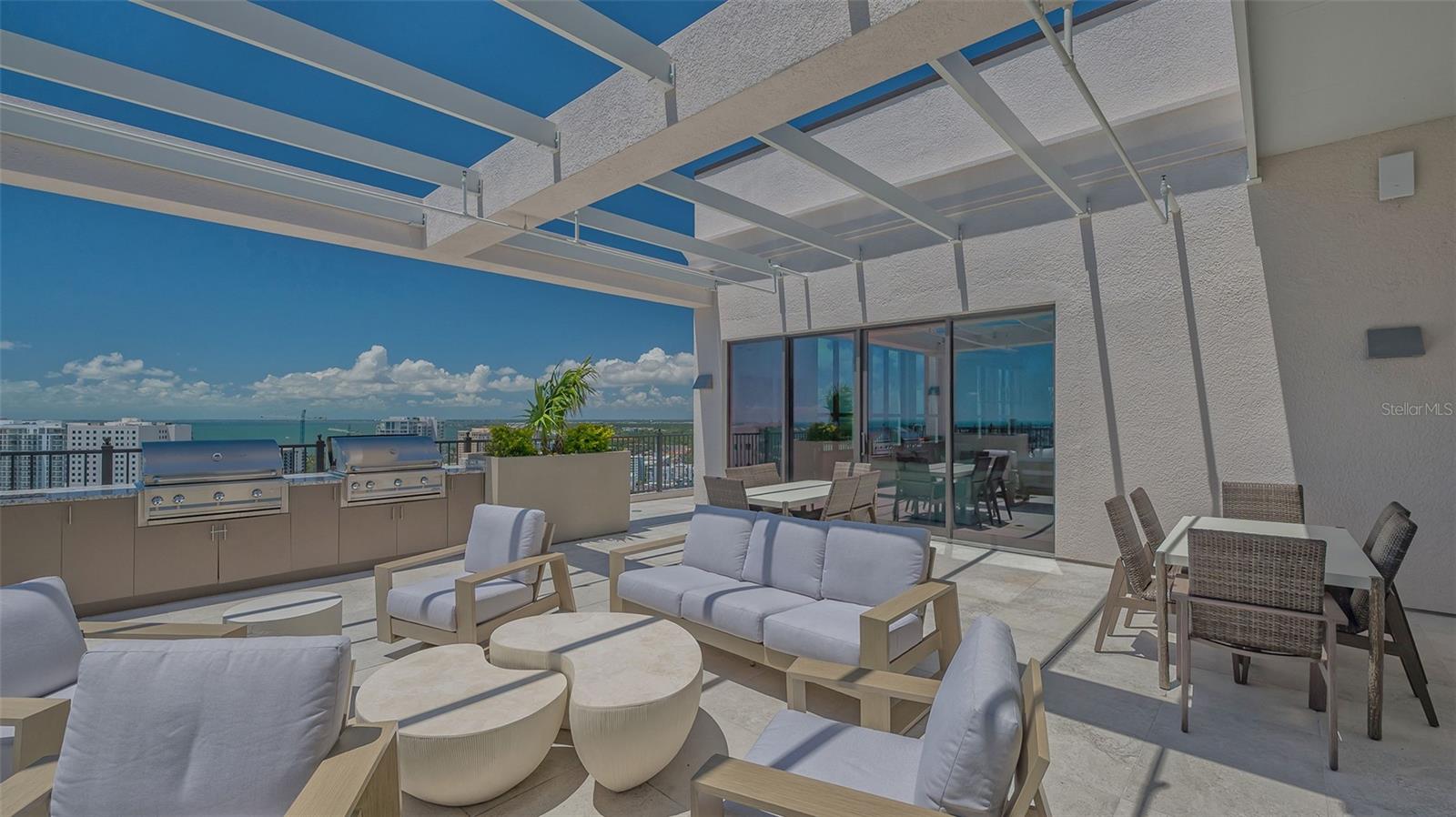 THE DEMARCAY - Residential