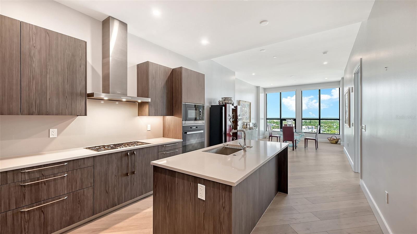 THE DEMARCAY - Residential