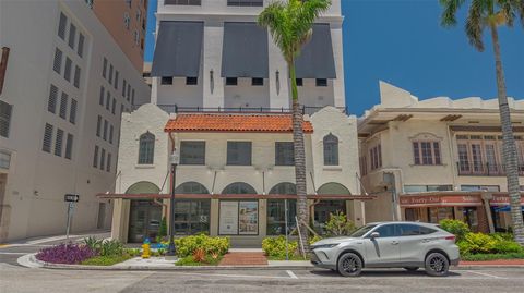 33 S PALM AVENUE 1303 SARASOTA FL 34236