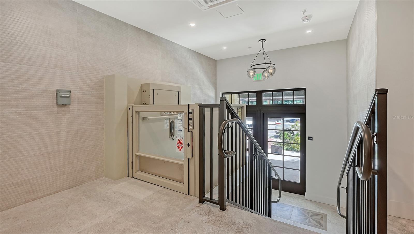 THE DEMARCAY - Residential