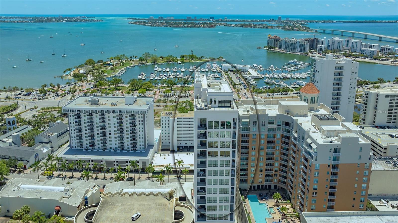 THE DEMARCAY - Residential