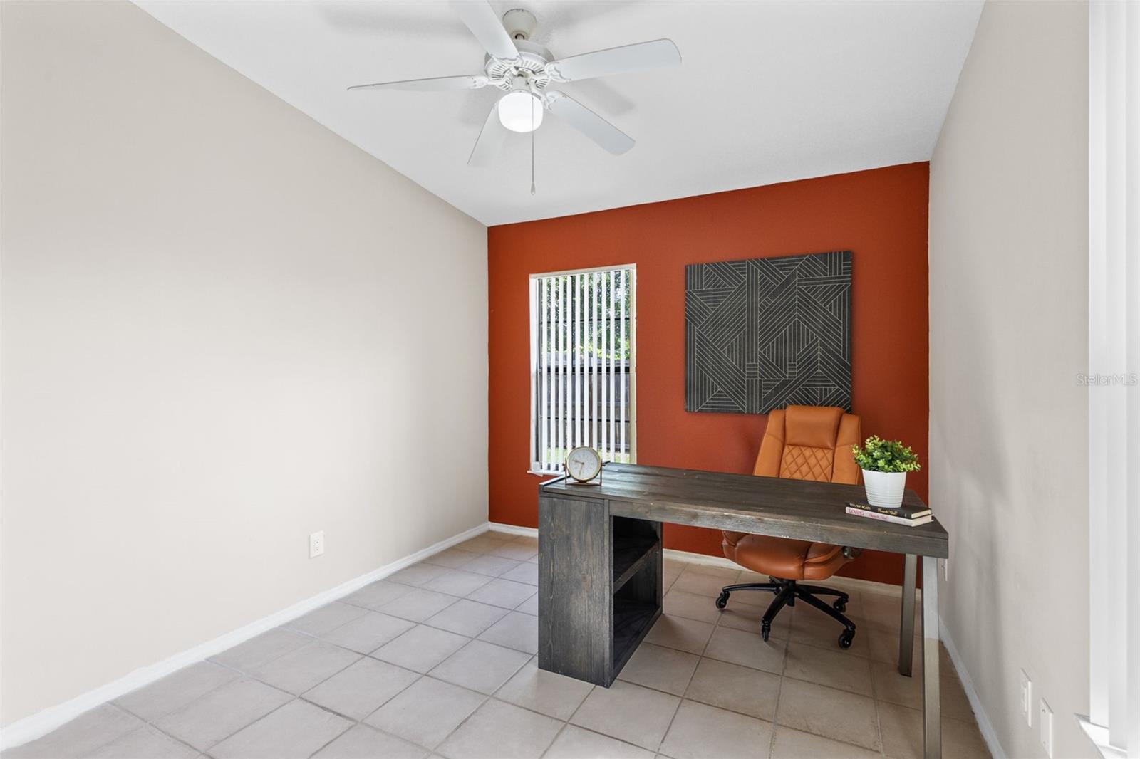 HUNTERS TRACE - Residential